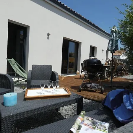 Maison Spacieuse Avec Jardin Clos, Près Plage, Animaux Ok, 10 Pers, - Fr-1-540-137 * Notre-Dame-de-Monts