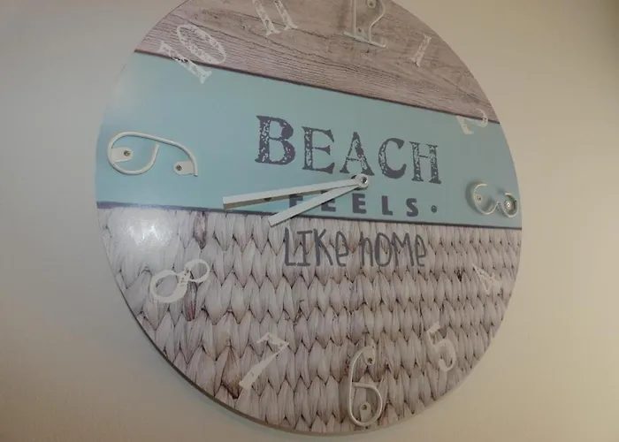 Hébergement de vacances Maison Spacieuse Avec Jardin Clos, Près Plage, Animaux Ok, 10 Pers, - Fr-1-540-137