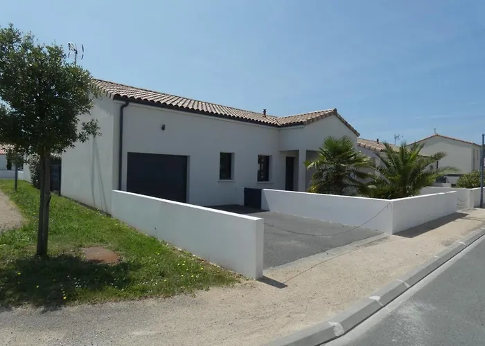 Hébergement de vacances Maison Spacieuse Avec Jardin Clos, Près Plage, Animaux Ok, 10 Pers, - Fr-1-540-137 Notre-Dame-de-Monts