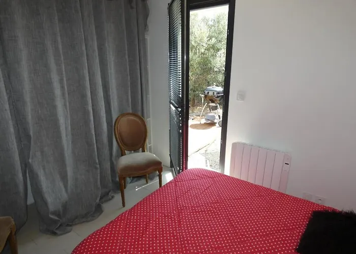 Hébergement de vacances Maison Spacieuse Avec Jardin Clos, Près Plage, Animaux Ok, 10 Pers, - Fr-1-540-137